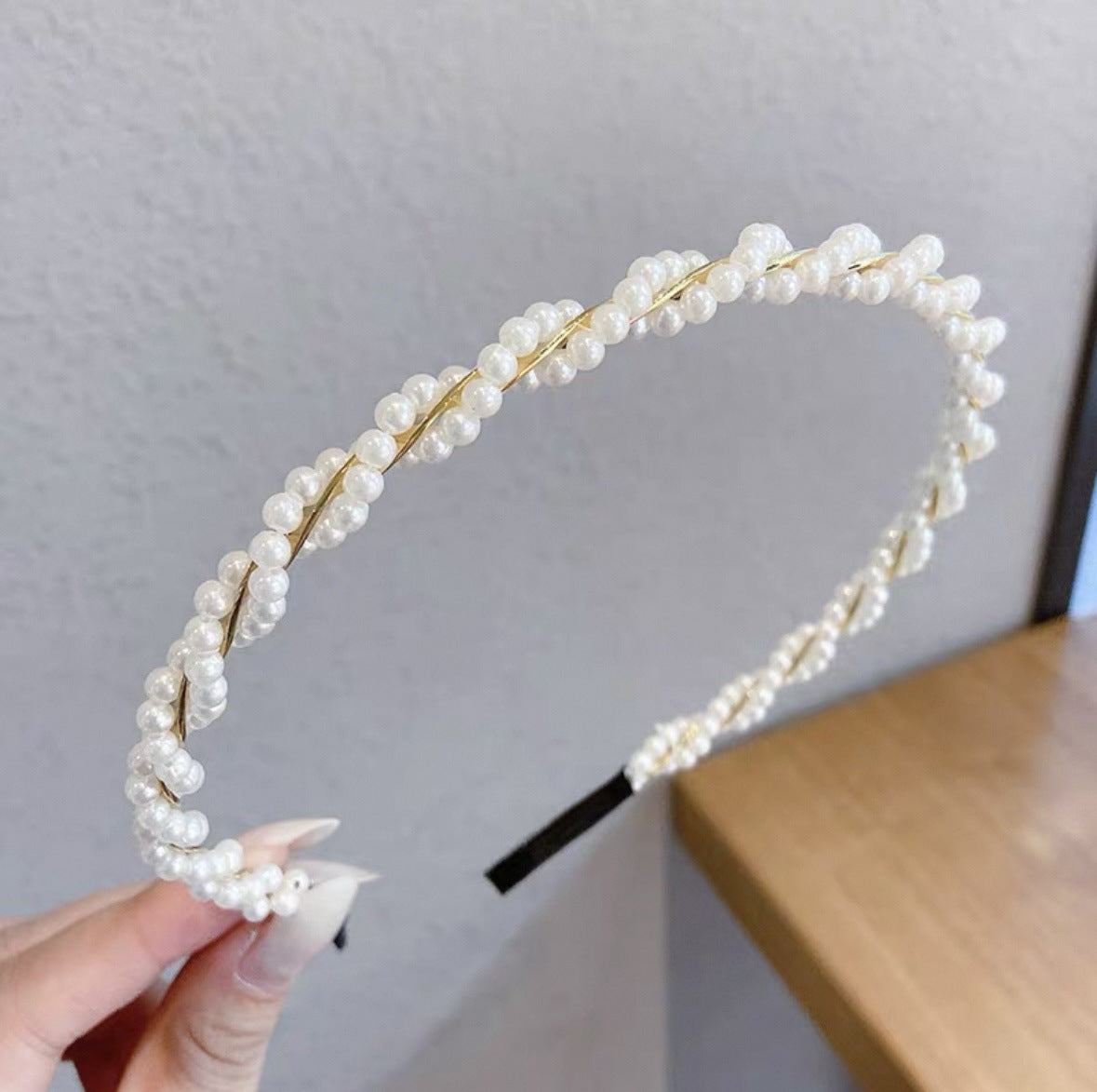 Wholesale Retro and high-end summer all-match pearl headband